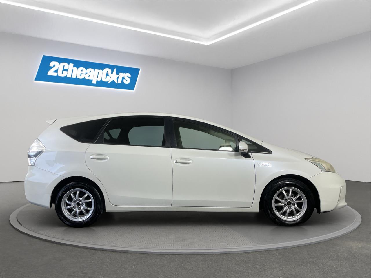2012 Toyota Prius Alpha S 7 Seaters Station Wagon REVERSING CAMERA + AUTO LIGHTS + PUSH BUTTON START