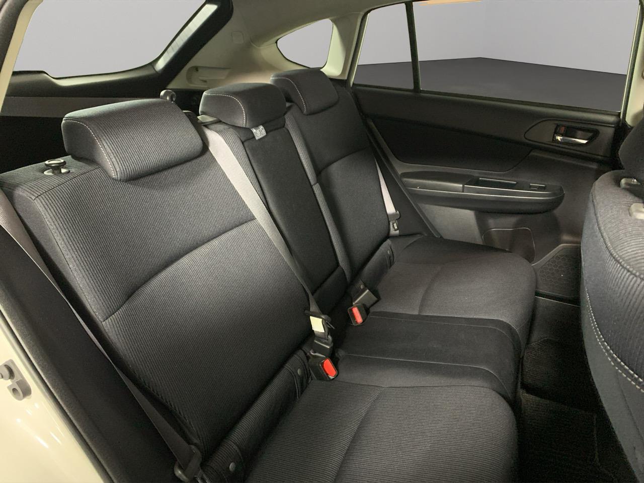 2013 Subaru Impreza SPORT 1.6 Hatchback LOW KM + REVERSING CAMERA + PUSH BUTTON START