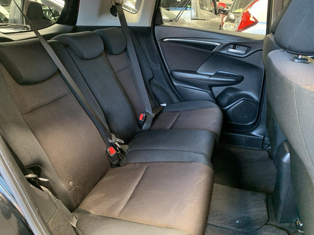 2014 Honda Fit Jazz Hybrid New Shape Hatchback LOW KM + REVERSING CAMERA + PUSH BUTTON START