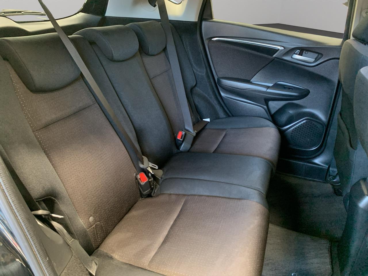 2014 Honda Fit Jazz Hybrid New Shape Hatchback LOW KM + REVERSING CAMERA + PUSH BUTTON START