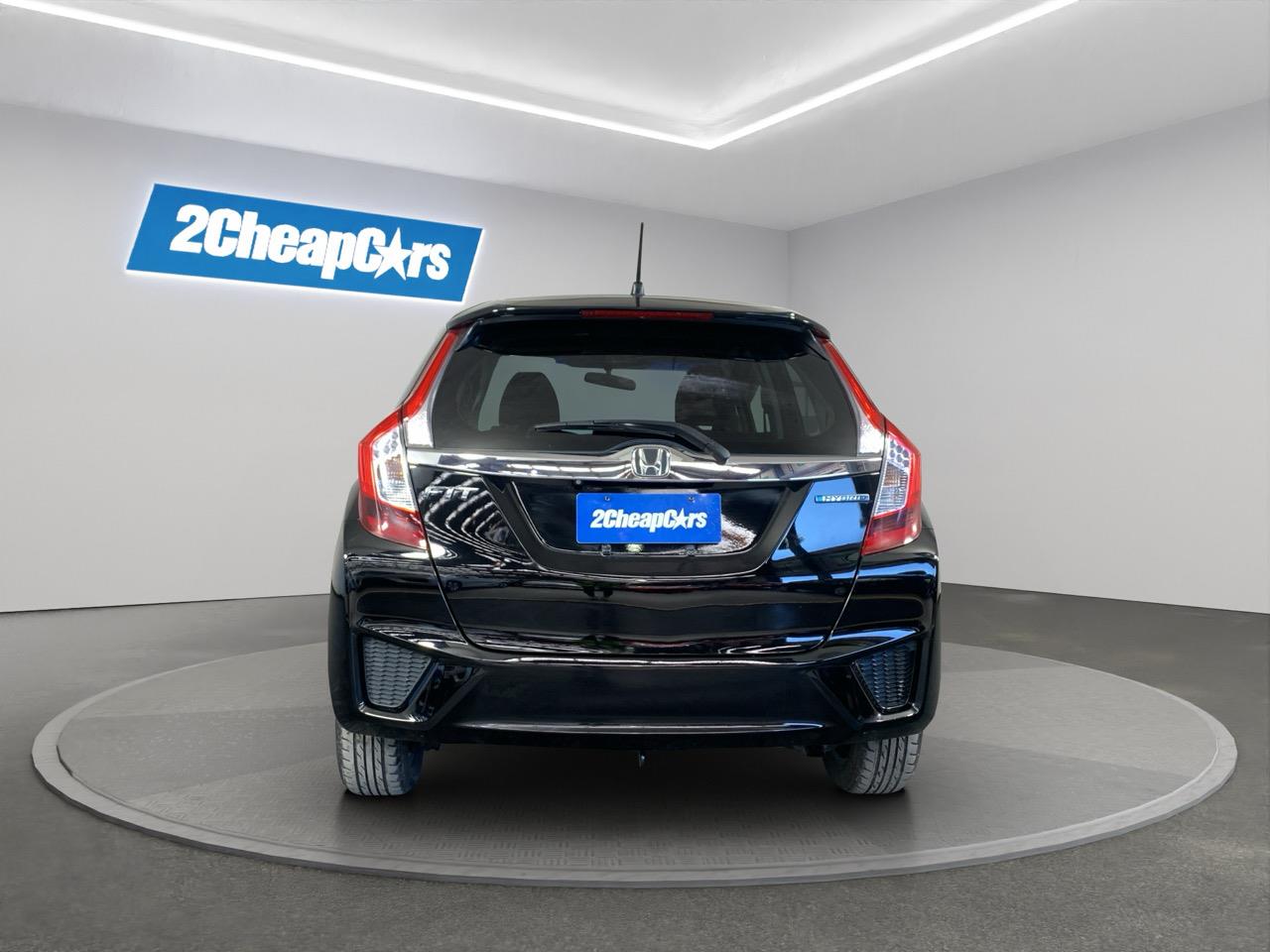 2014 Honda Fit Jazz Hybrid New Shape Hatchback LOW KM + REVERSING CAMERA + PUSH BUTTON START
