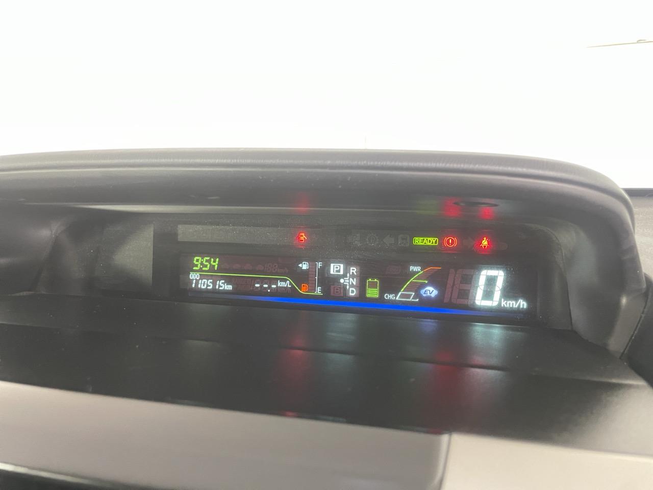 2012 Toyota Prius Alpha S Station Wagon REVERSING CAMERA + AUTO LIGHTS + PUSH START