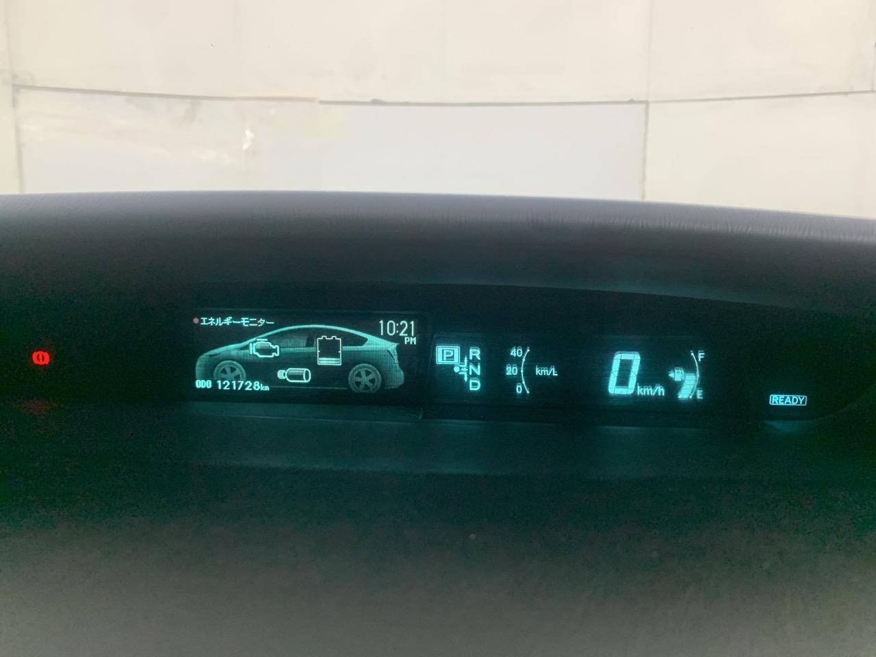 2013 Toyota Prius G Hatchback GREAT SPACE + PUSH SRART + REVESING CAMERA