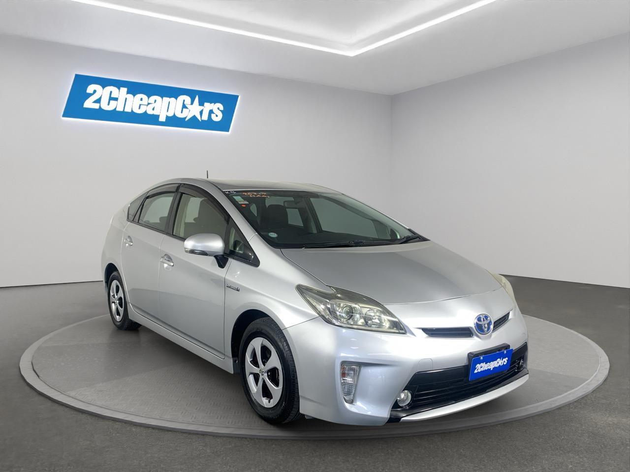 2013 Toyota Prius G Hatchback GREAT SPACE + PUSH SRART + REVESING CAMERA