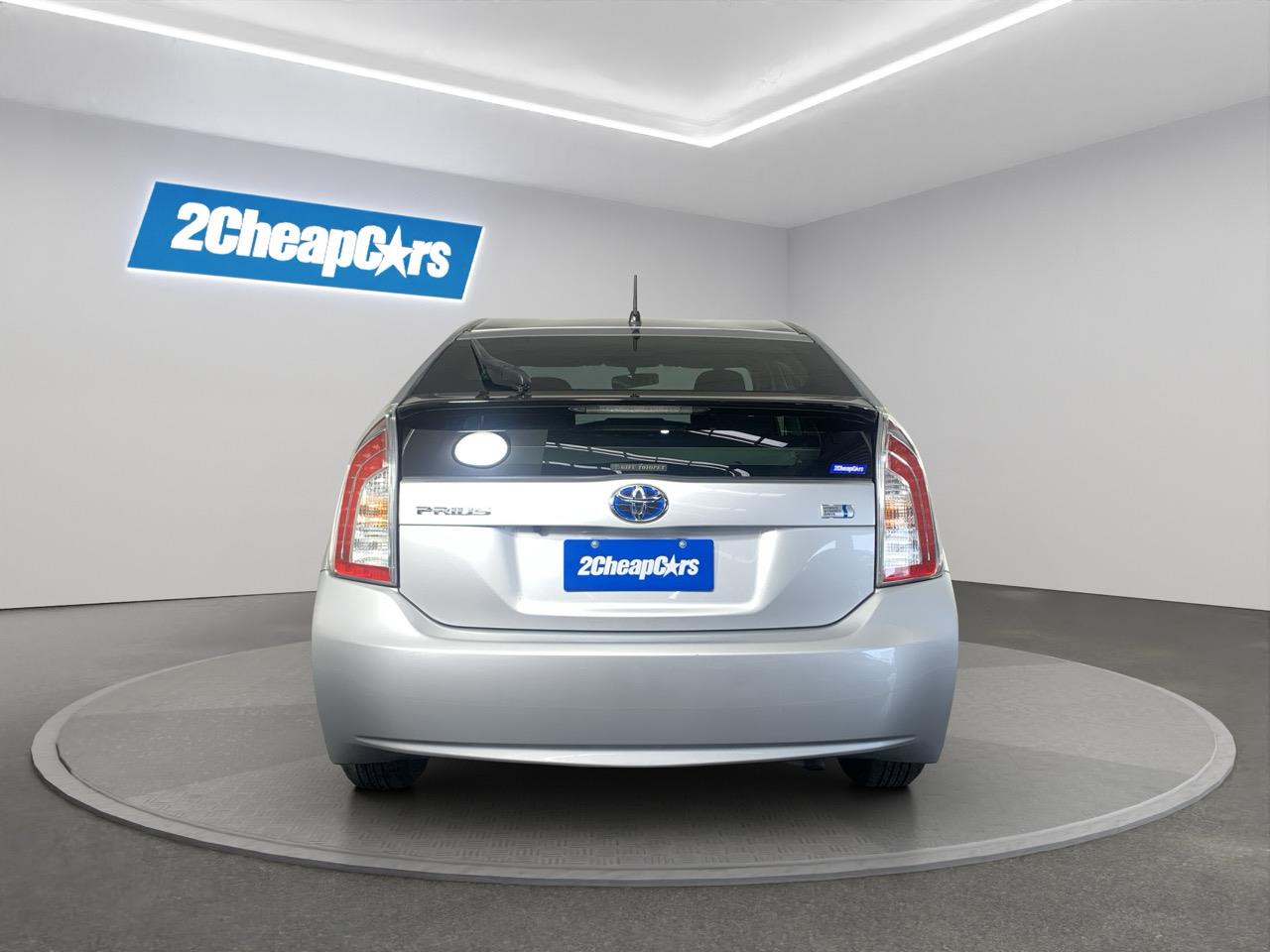 2013 Toyota Prius G Hatchback GREAT SPACE + PUSH SRART + REVESING CAMERA