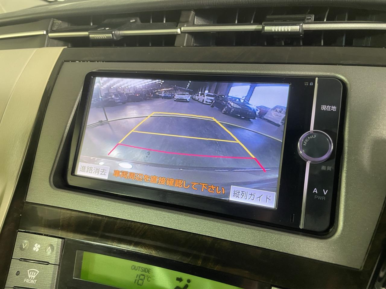 2012 Toyota Prius S Hatchback REVERSING CAMERA + AUTO LIGHTS + PUSH BUTTON START
