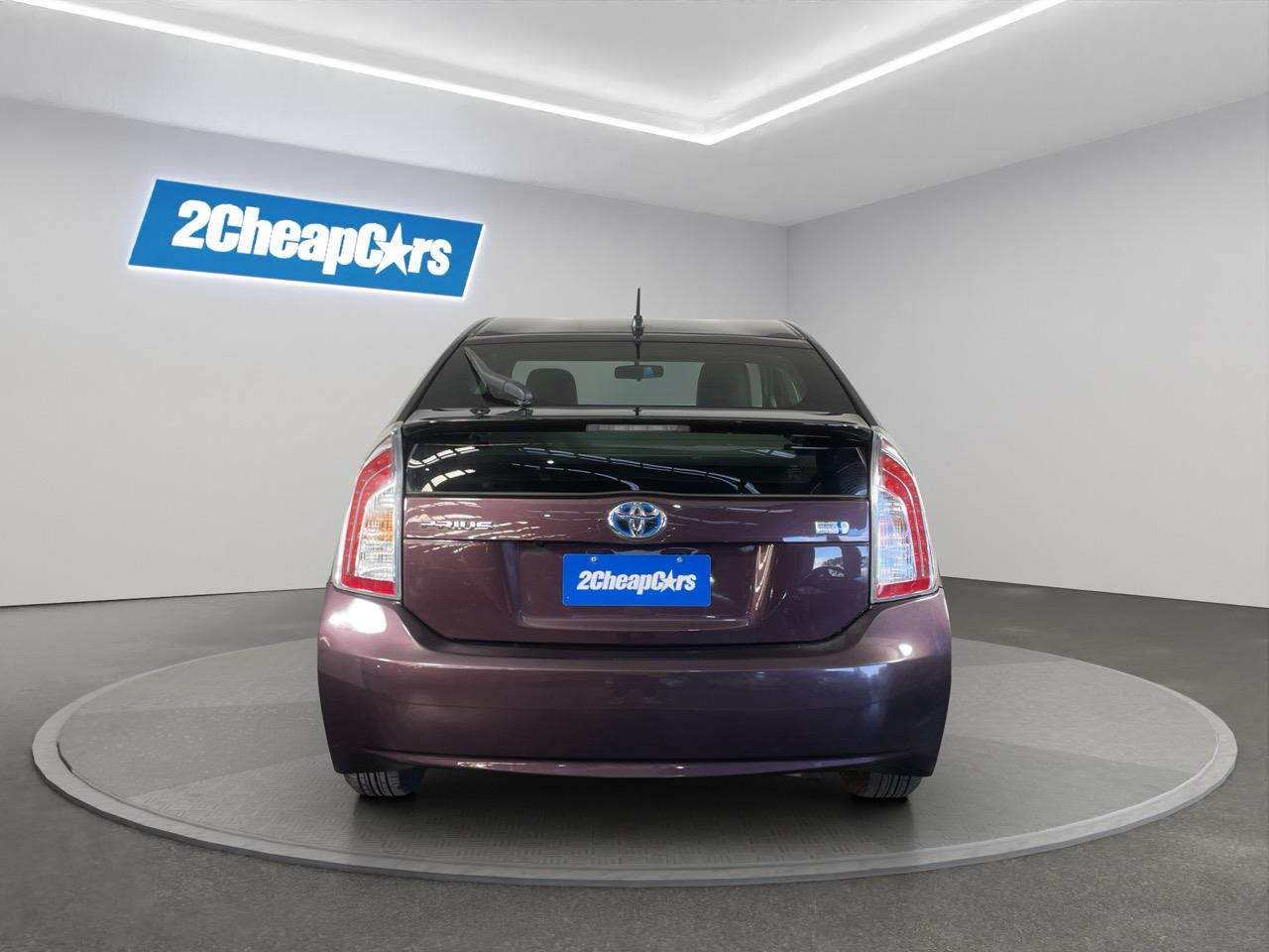 2012 Toyota Prius S Hatchback REVERSING CAMERA + AUTO LIGHTS + PUSH BUTTON START