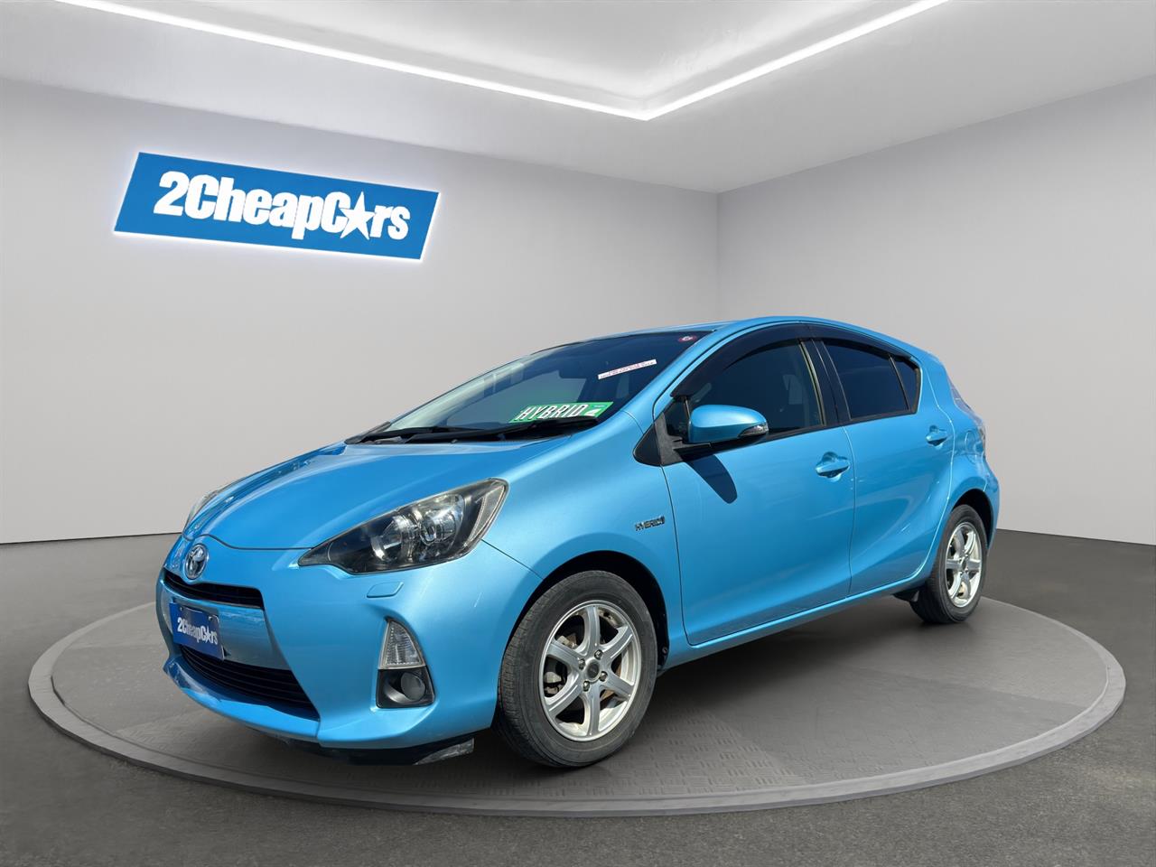 2012 Toyota Aqua S Hatchback
