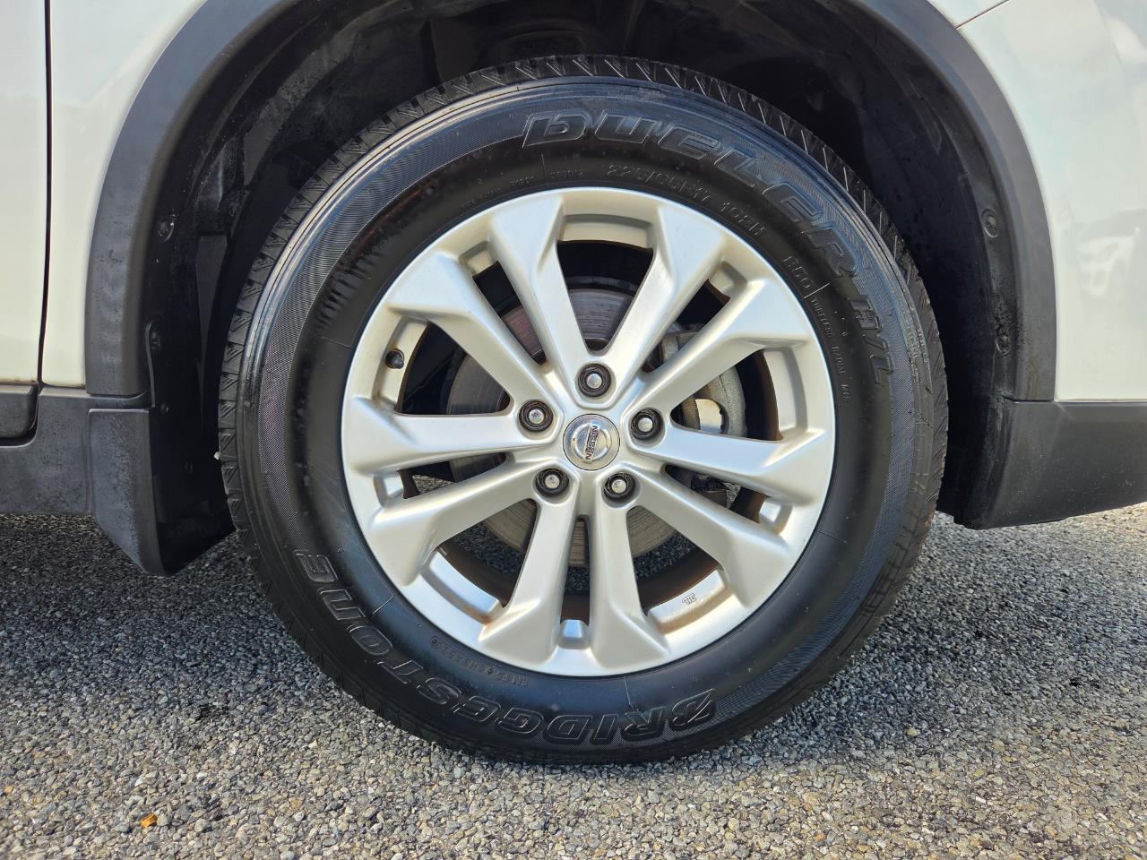 2014 Nissan X-TRAIL 20X Emargency brake pkg RV/SUV LOW KM + CRUISE CONTROL + HEATED SEATS