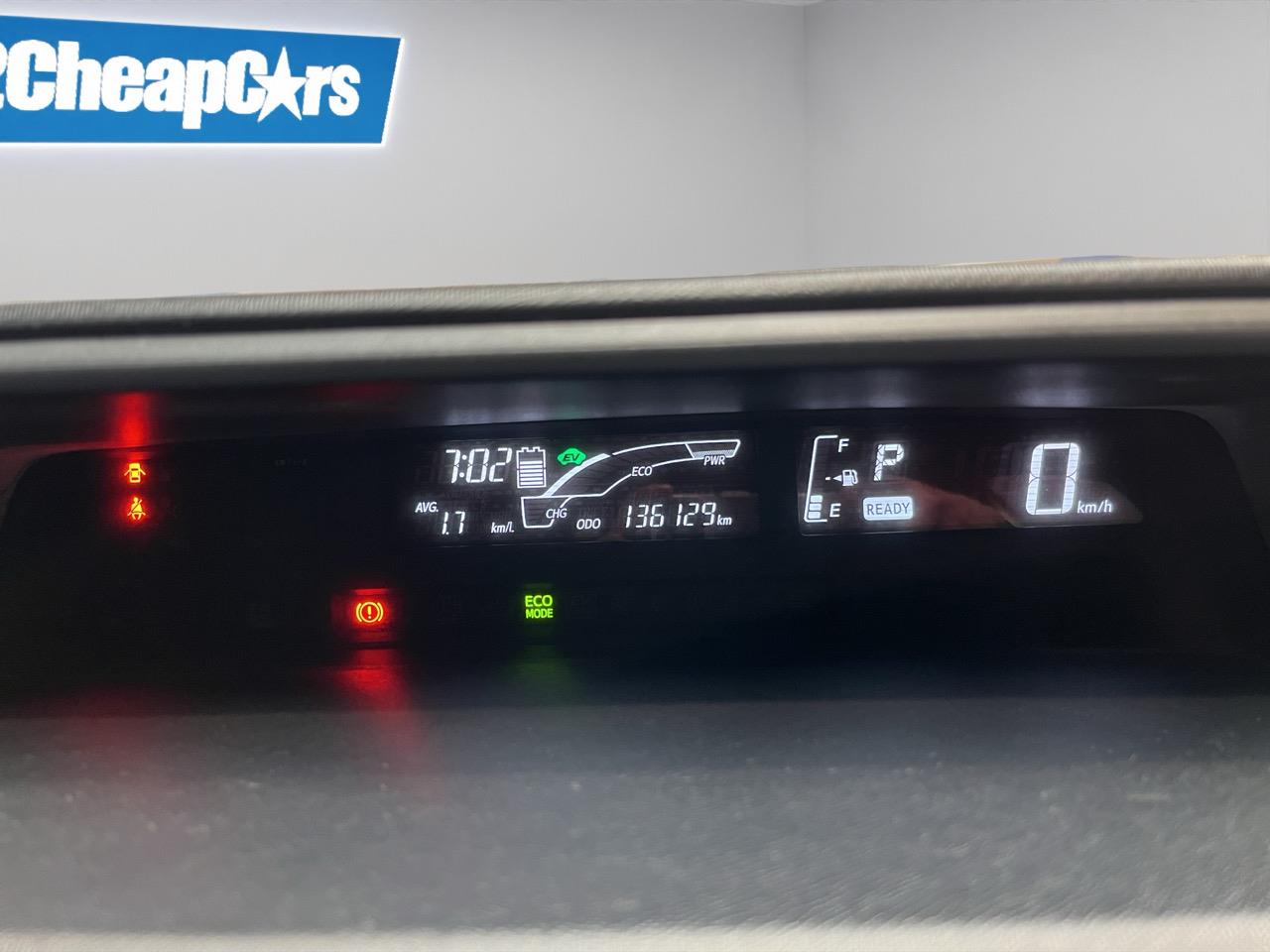 2015 Toyota Aqua X-URBAN Hatchback PUSH BUTTON START + AUTO LIGHTS 