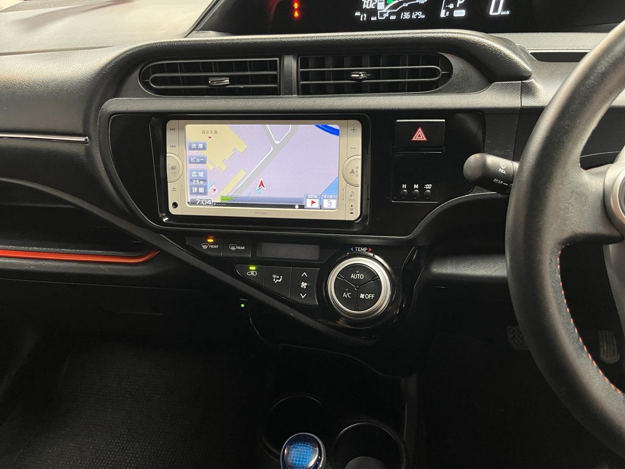 2015 Toyota Aqua X-URBAN Hatchback PUSH BUTTON START + AUTO LIGHTS 