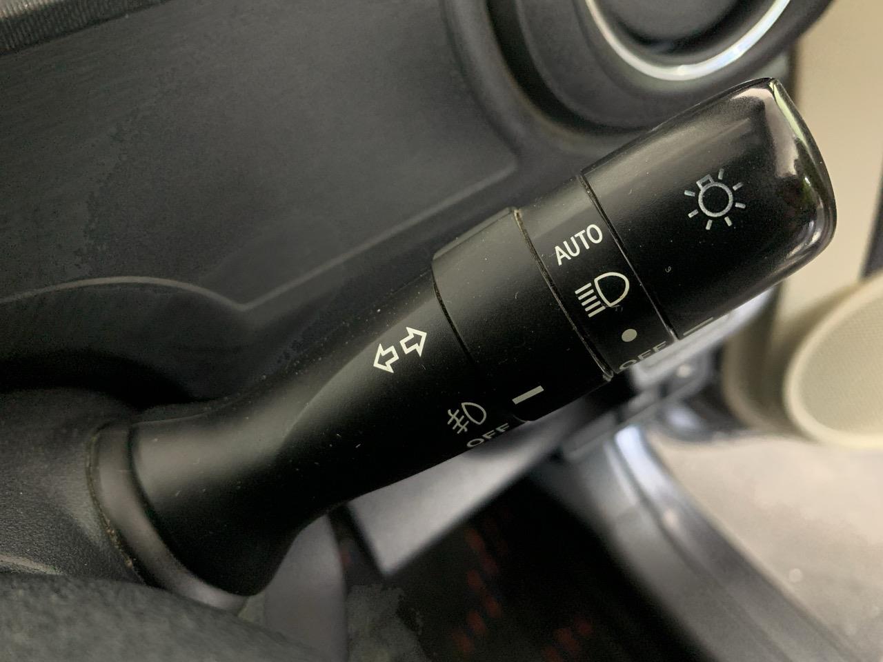 2012 Toyota Aqua S Hatchback PUSH BUTTON START + AUTO LIGHTS + REVERSING CAMERA