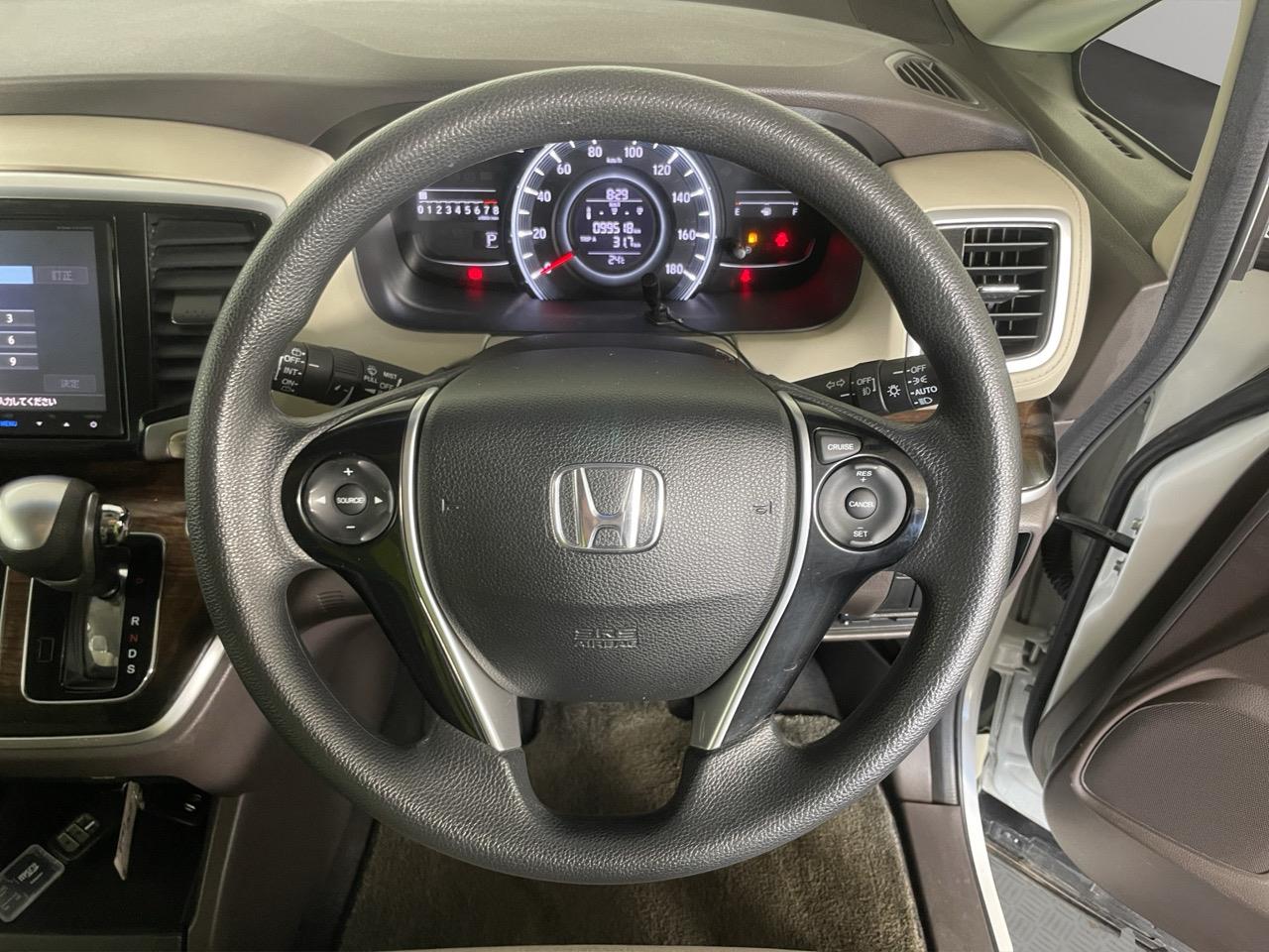 2014 Honda Odyssey G People Mover ELECTRIC SLIDING DOORS + REVERSING CAMERA