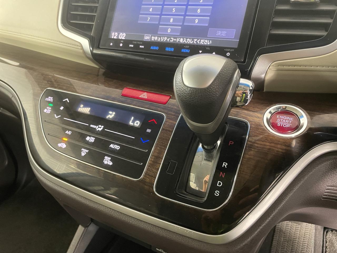 2014 Honda Odyssey G People Mover ELECTRIC SLIDING DOORS + REVERSING CAMERA