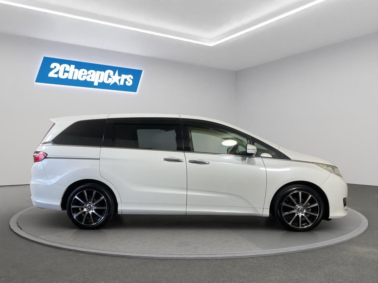 2014 Honda Odyssey G People Mover ELECTRIC SLIDING DOORS + REVERSING CAMERA
