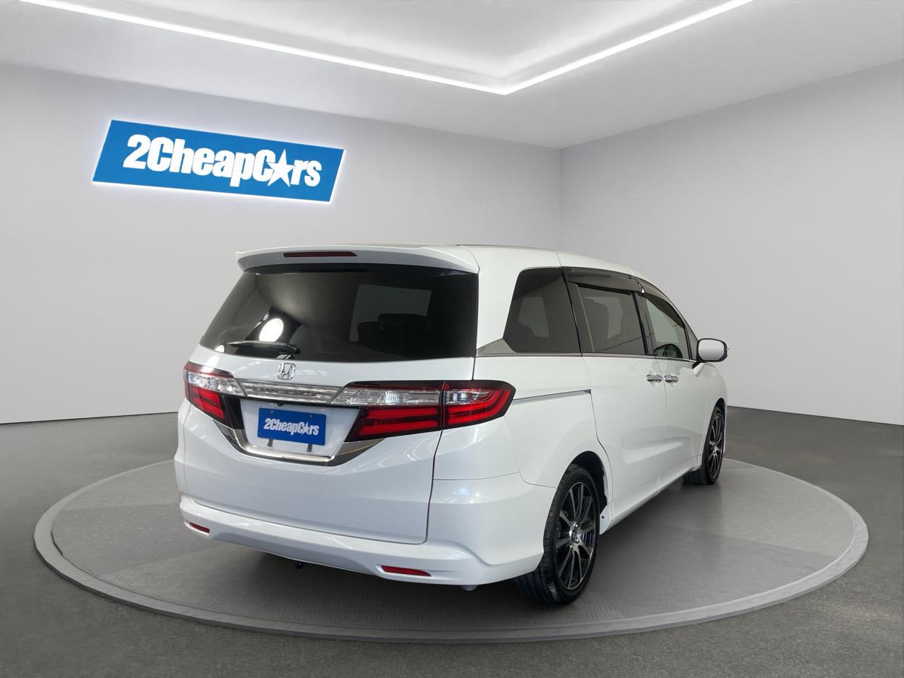 2014 Honda Odyssey G People Mover ELECTRIC SLIDING DOORS + REVERSING CAMERA