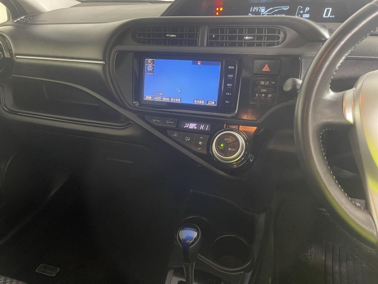 2015 Toyota Aqua X-URBAN Hatchback REVERSING CAMERA + PUSH BUTTON START + AUTO LIGHTS