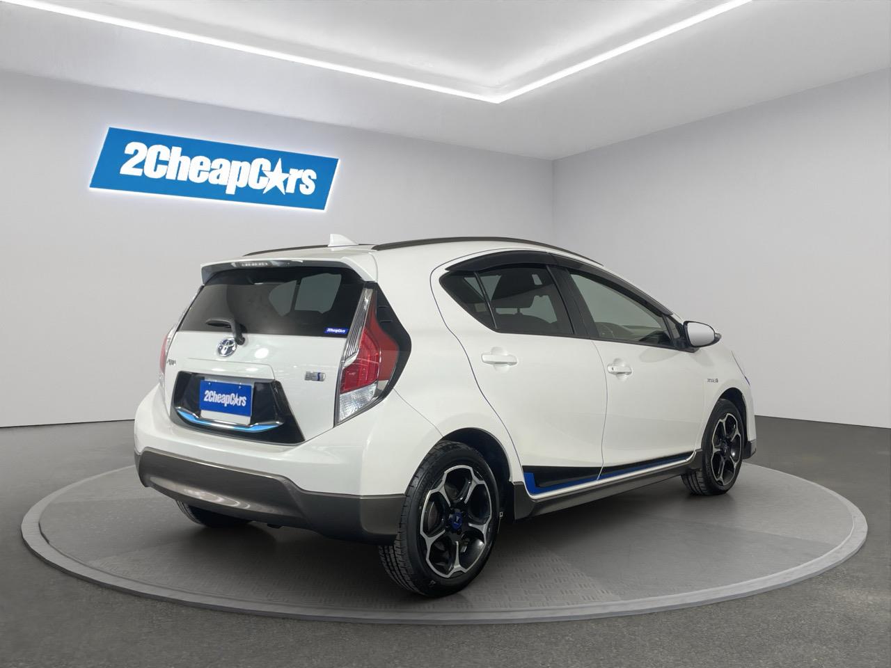 2015 Toyota Aqua X-URBAN Hatchback REVERSING CAMERA + PUSH BUTTON START + AUTO LIGHTS