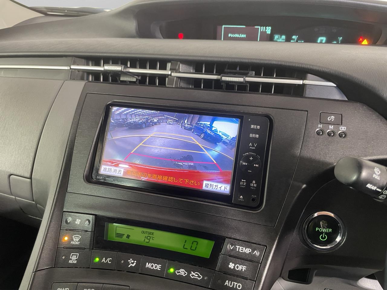 2012 Toyota Prius S Hatchback REVERSING CAMERA + PARKING SENSORS