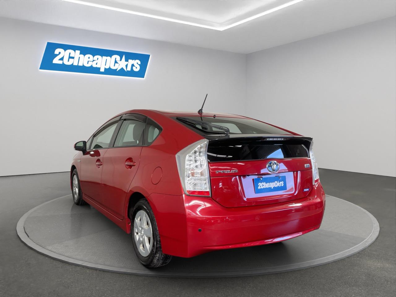 2012 Toyota Prius S Hatchback REVERSING CAMERA + PARKING SENSORS
