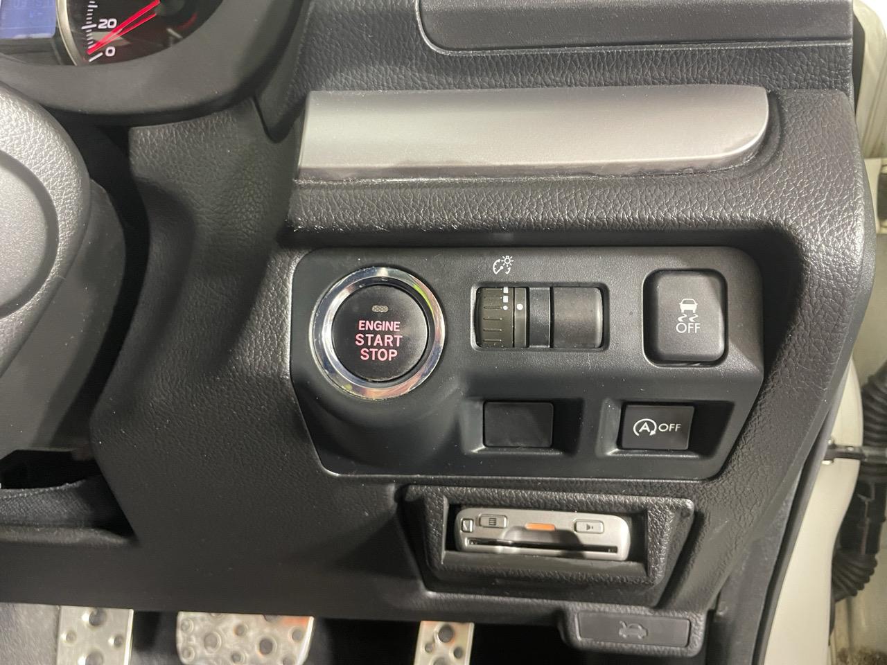 2013 Subaru XV 2.0i-L EYESIGHT 4WD RV/SUV AWD + CRUISE CONTROL + REVERSING CAMERA