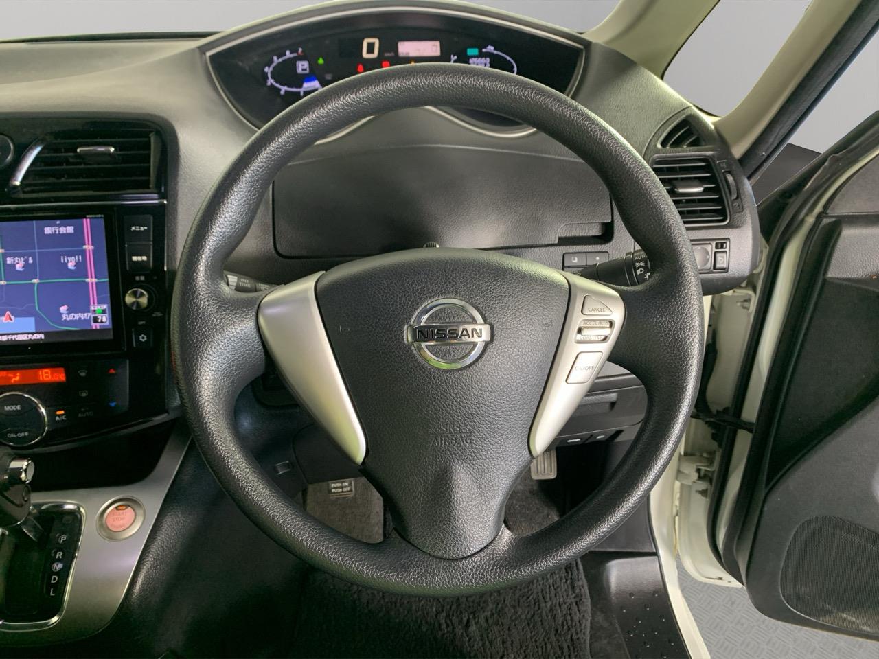 2014 Nissan Serena Hybrid People Mover CRUISE CONTROL + POWER SLIDING DOOR + AUTO LIGHTS 