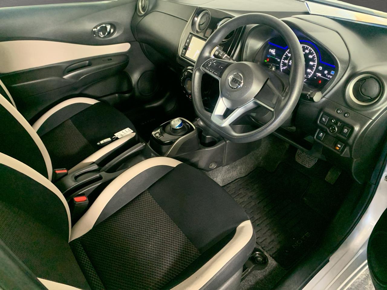 2017 Nissan Note e-power Hatchback PUSH BUTTON START + AUTO LIGHTS