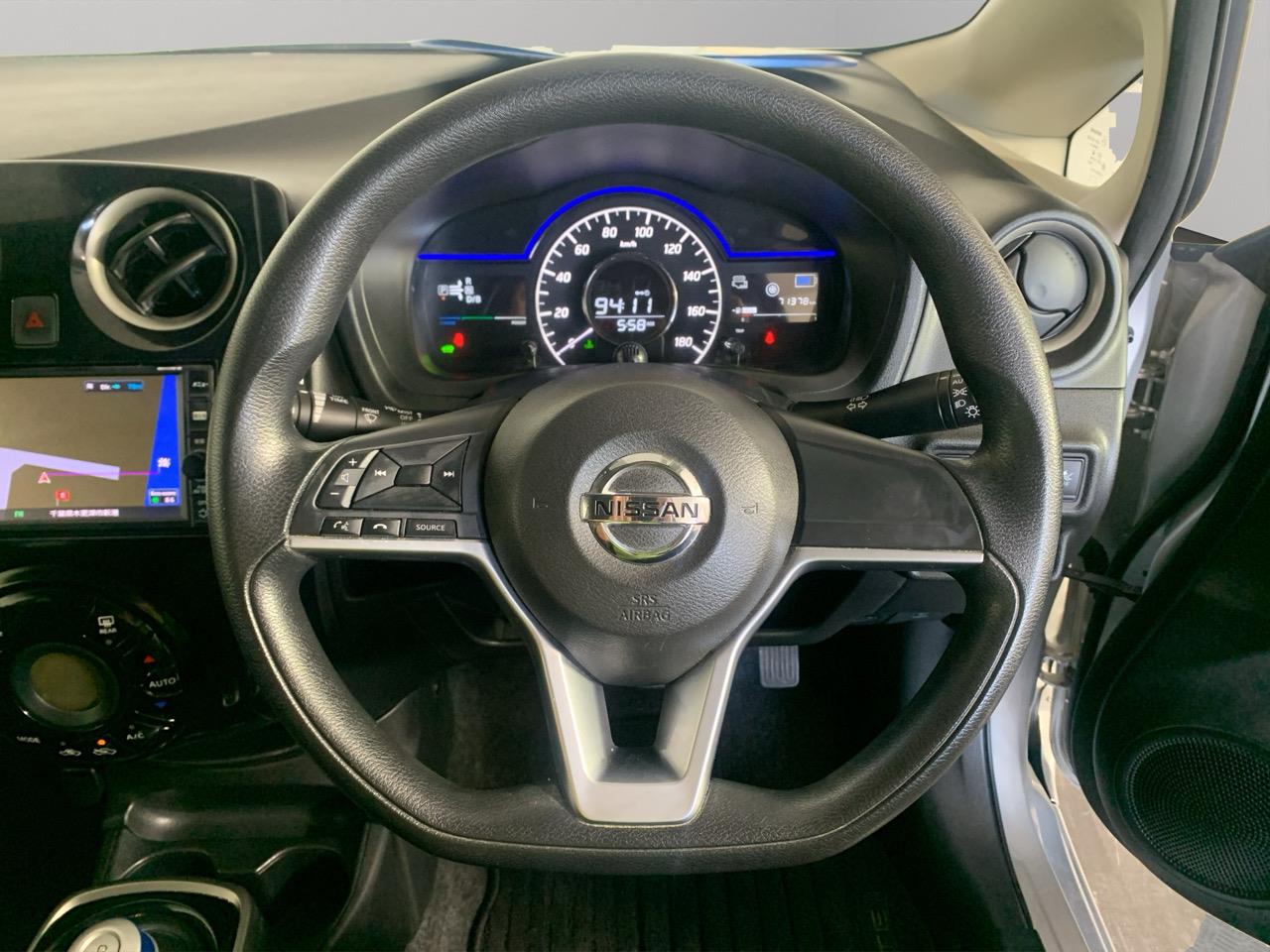 2017 Nissan Note e-power Hatchback PUSH BUTTON START + AUTO LIGHTS