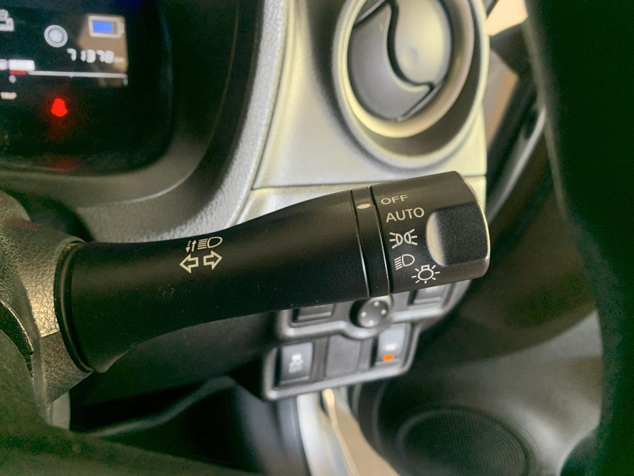 2017 Nissan Note e-power Hatchback PUSH BUTTON START + AUTO LIGHTS