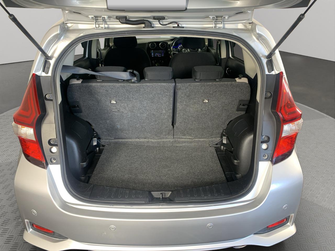 2017 Nissan Note e-power Hatchback PUSH BUTTON START + AUTO LIGHTS