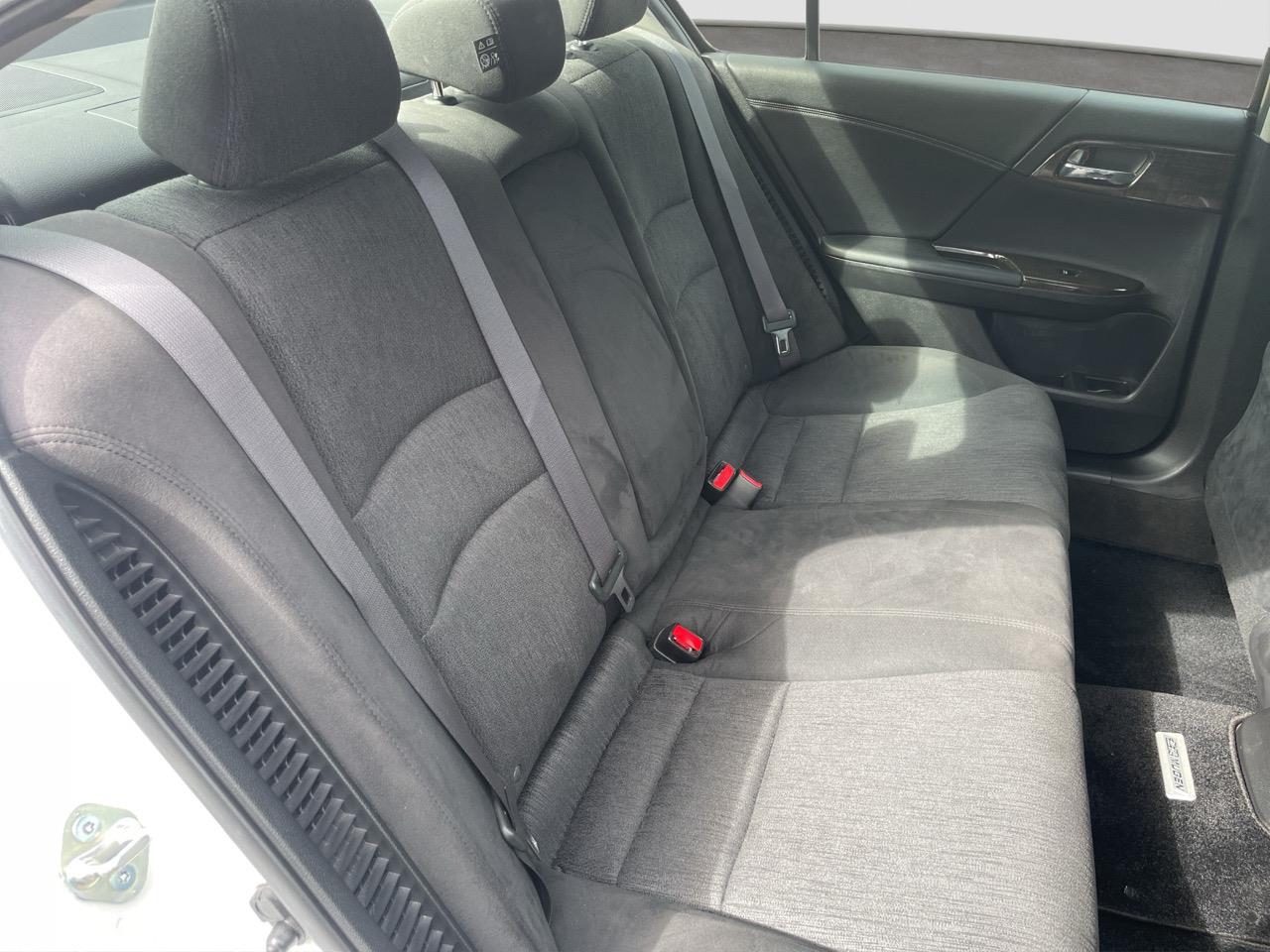 2013 Honda Accord HYBRID LX Sedan REVERSING CAMERA + CRUISE CONTROL + SMART KEY