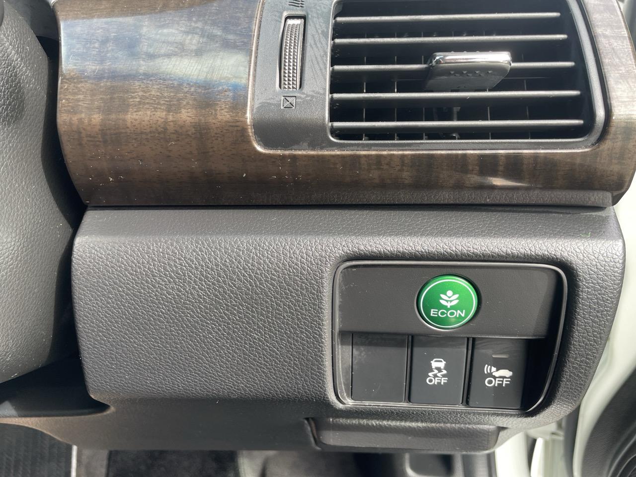 2013 Honda Accord HYBRID LX Sedan REVERSING CAMERA + CRUISE CONTROL + SMART KEY