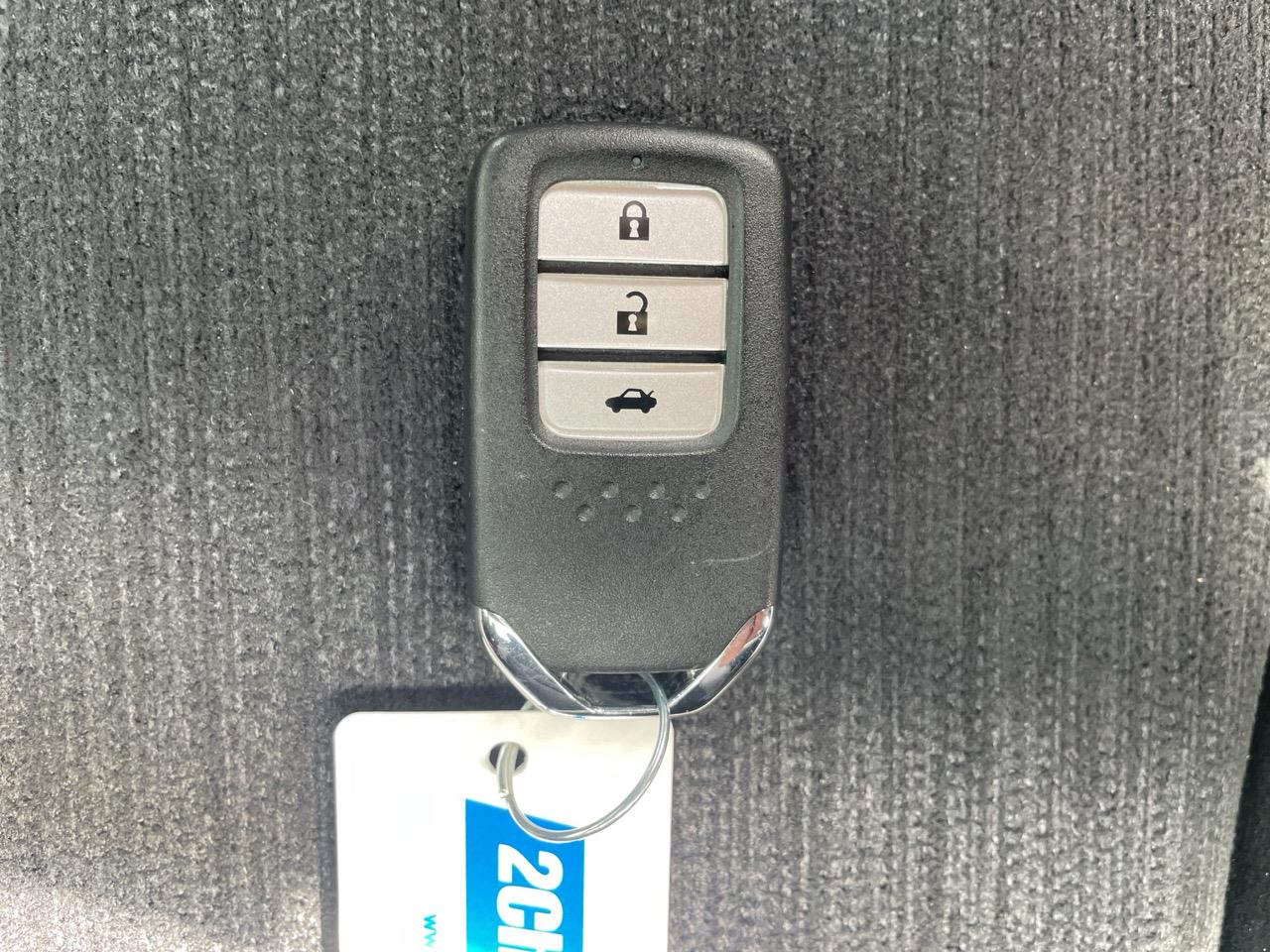 2013 Honda Accord HYBRID LX Sedan REVERSING CAMERA + CRUISE CONTROL + SMART KEY