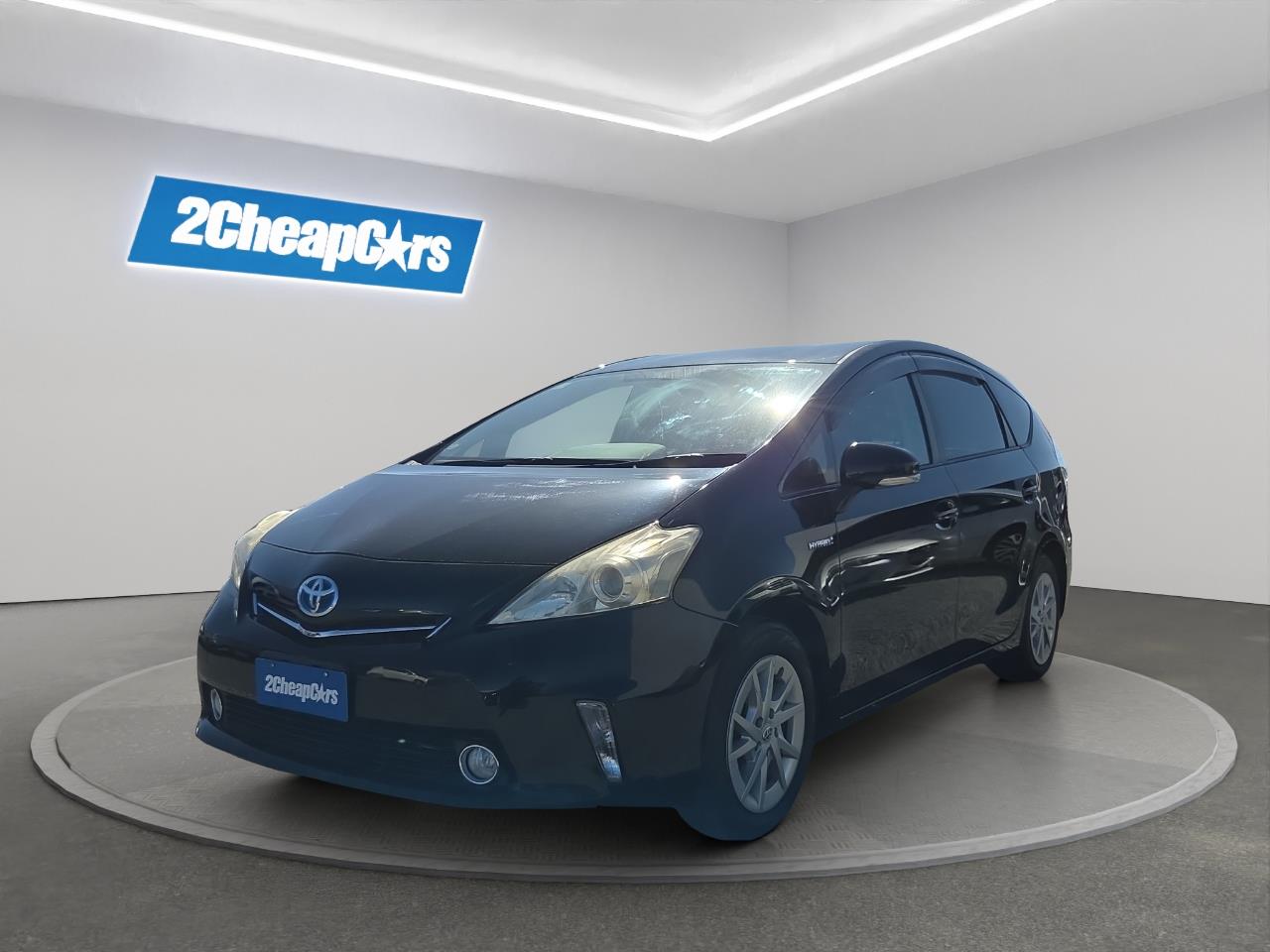 2013 Toyota Prius Alpha S Station Wagon