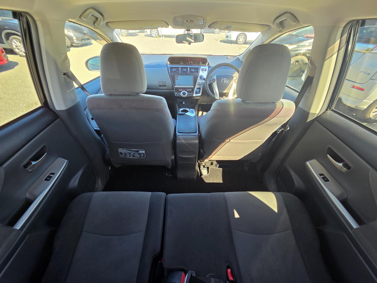 2013 Toyota Prius Alpha S Station Wagon REVERSING CAMERA + SMART KEY