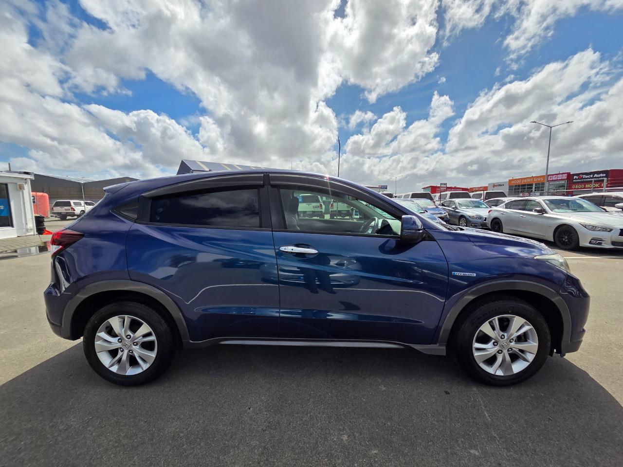 2014 Honda Vezel Hybrid RV/SUV CRUISE CONTROL + HEATED SEATS + AUTO LIGHTS