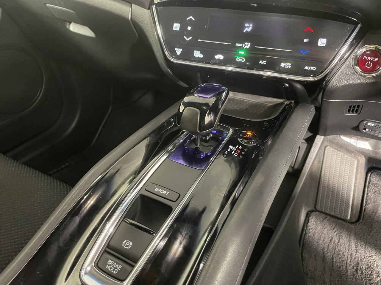 2014 Honda Vezel HYBIRID X RV/SUV HEATED SEATS + REVERSING CAMERA + CRUISE CONTROL