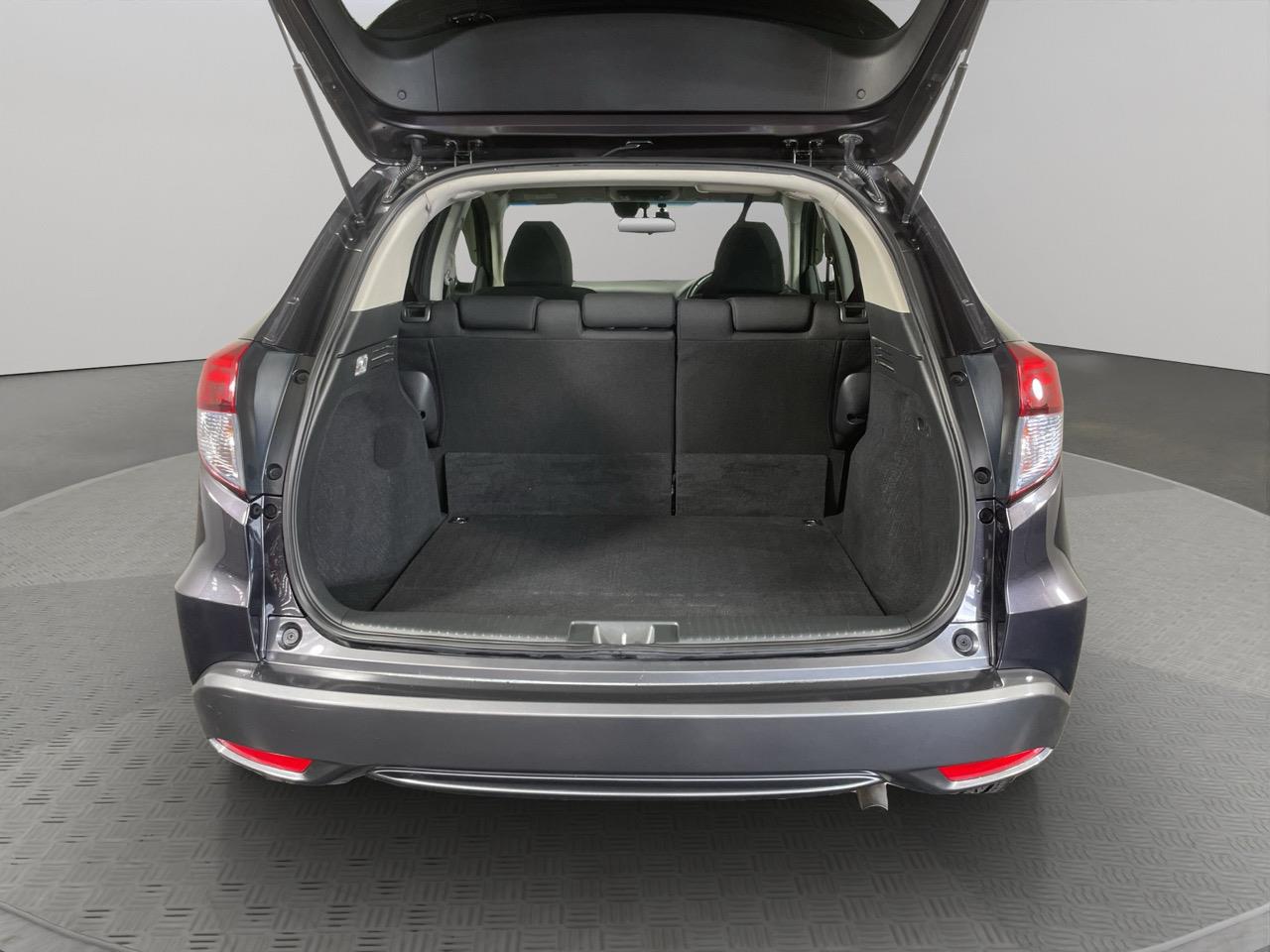 2014 Honda Vezel HYBIRID X RV/SUV HEATED SEATS + REVERSING CAMERA + CRUISE CONTROL