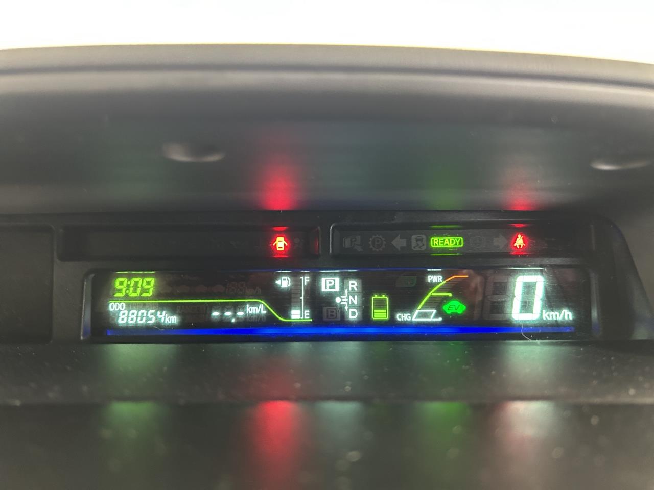 2014 Toyota Prius Alpha S Station Wagon REVERSING CAMERA + SMART KEY + GREAT SPACE