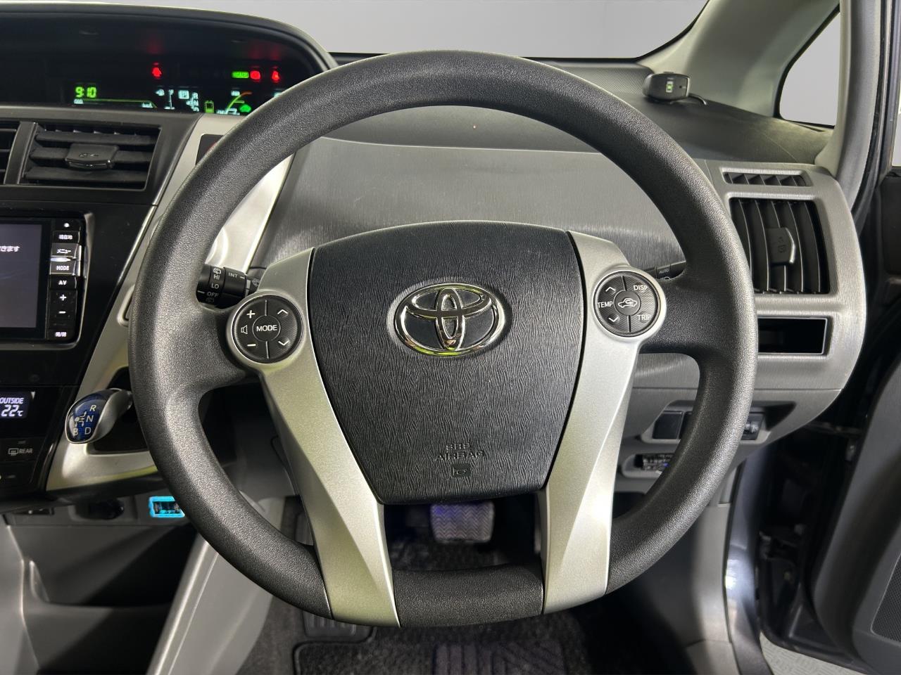 2014 Toyota Prius Alpha S Station Wagon REVERSING CAMERA + SMART KEY + GREAT SPACE