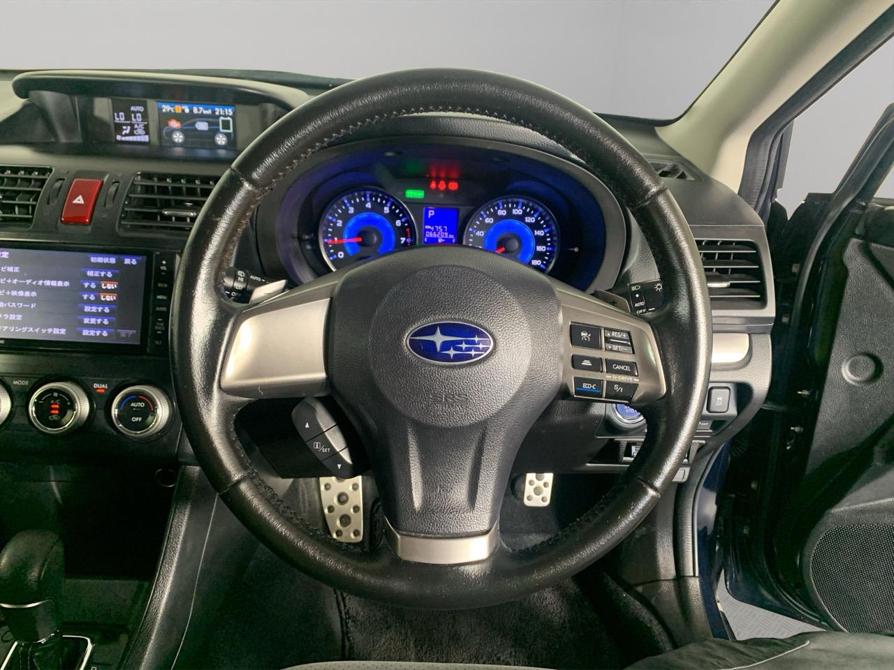 2013 Subaru XV HYBRID 2.0 L EYESIGHT AWD RV/SUV AWD + REVESING CAMERA + CRUISE CONTROL