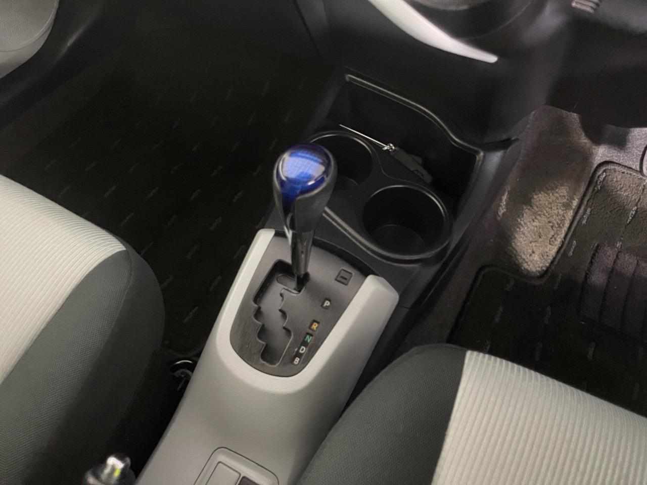 2012 Toyota Aqua S Hatchback AUTO LIGHTS + PUSH BUTTON START