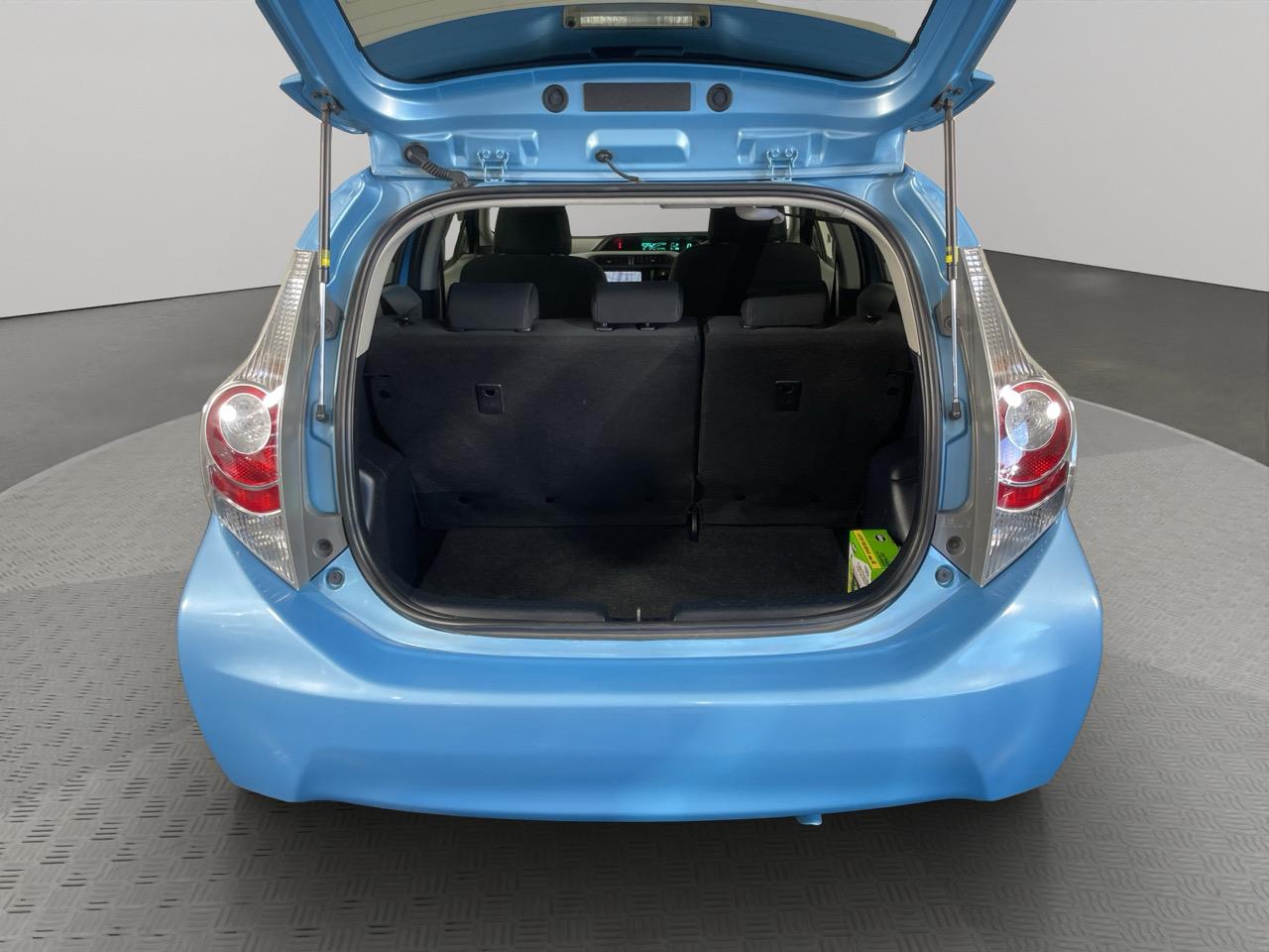 2012 Toyota Aqua S Hatchback AUTO LIGHTS + PUSH BUTTON START