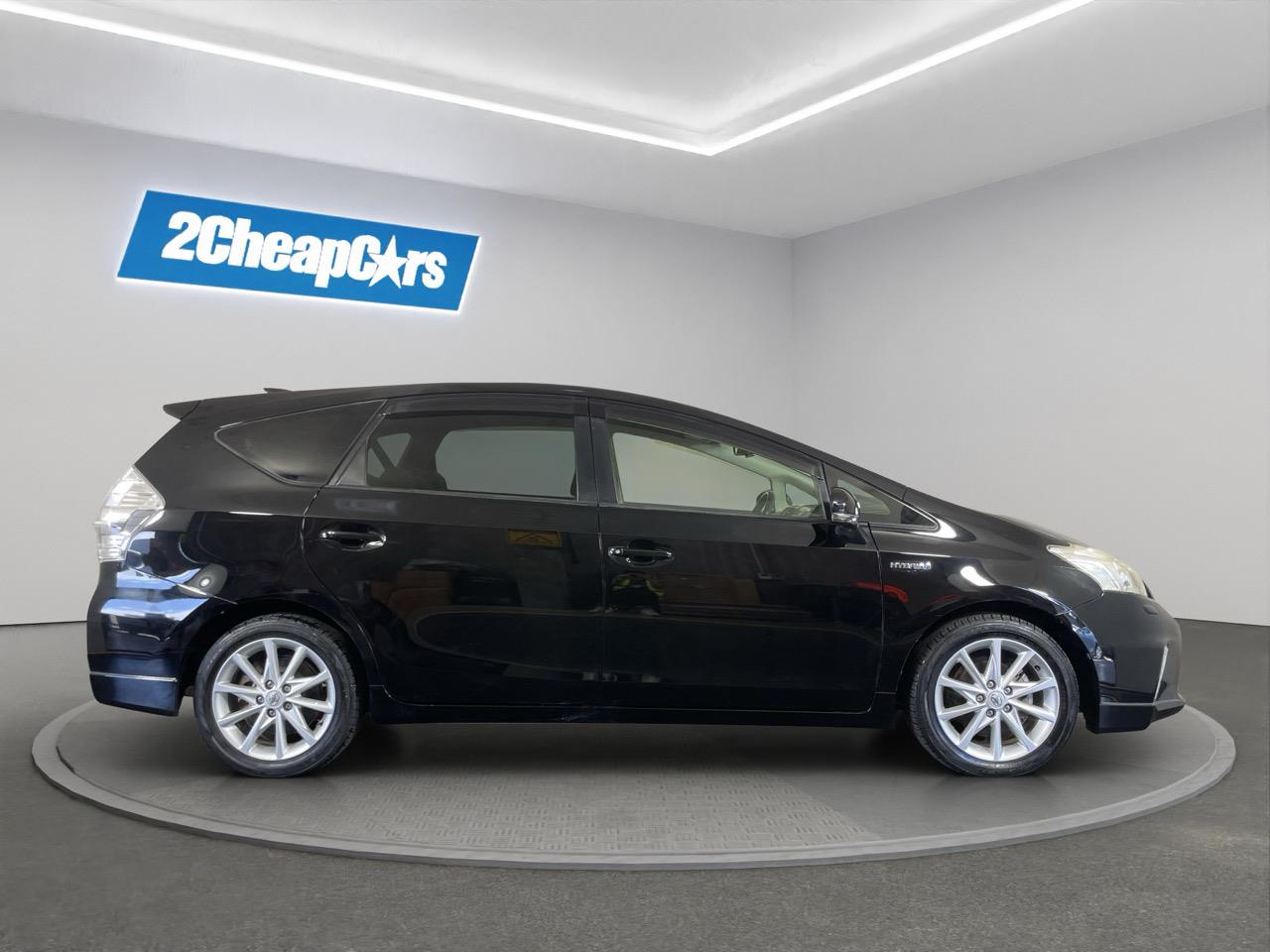 2013 Toyota Prius Alpha 7 Seater People Mover REVERSING CAMERA + AUTO LIGHTS + PUSH BUTTON START