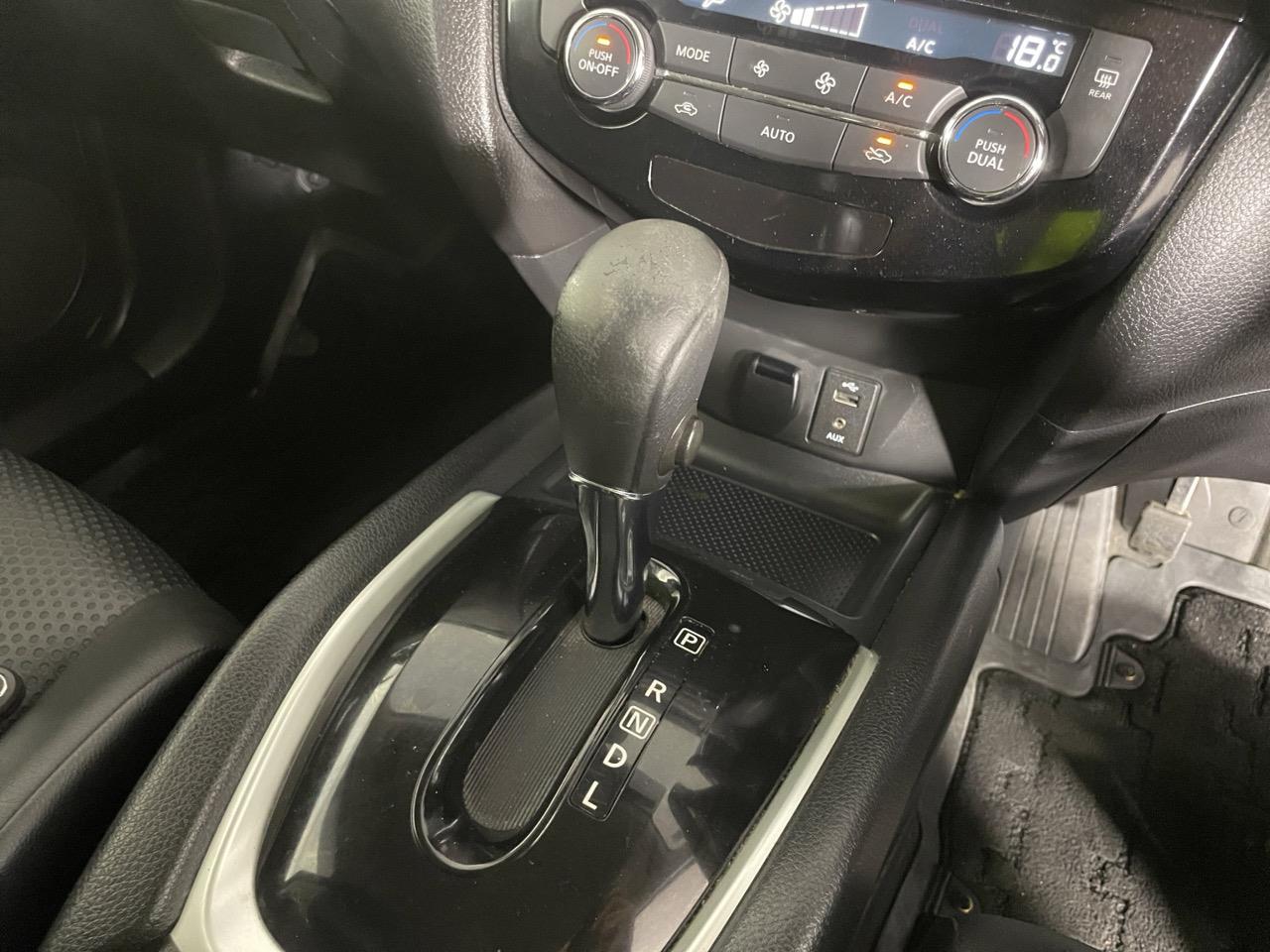 2016 Nissan X-TRAIL 20X EMERGENCY BRAKE PKG 4WD RV/SUV LOW KM + AWD + 360 DEGREE CAMERA