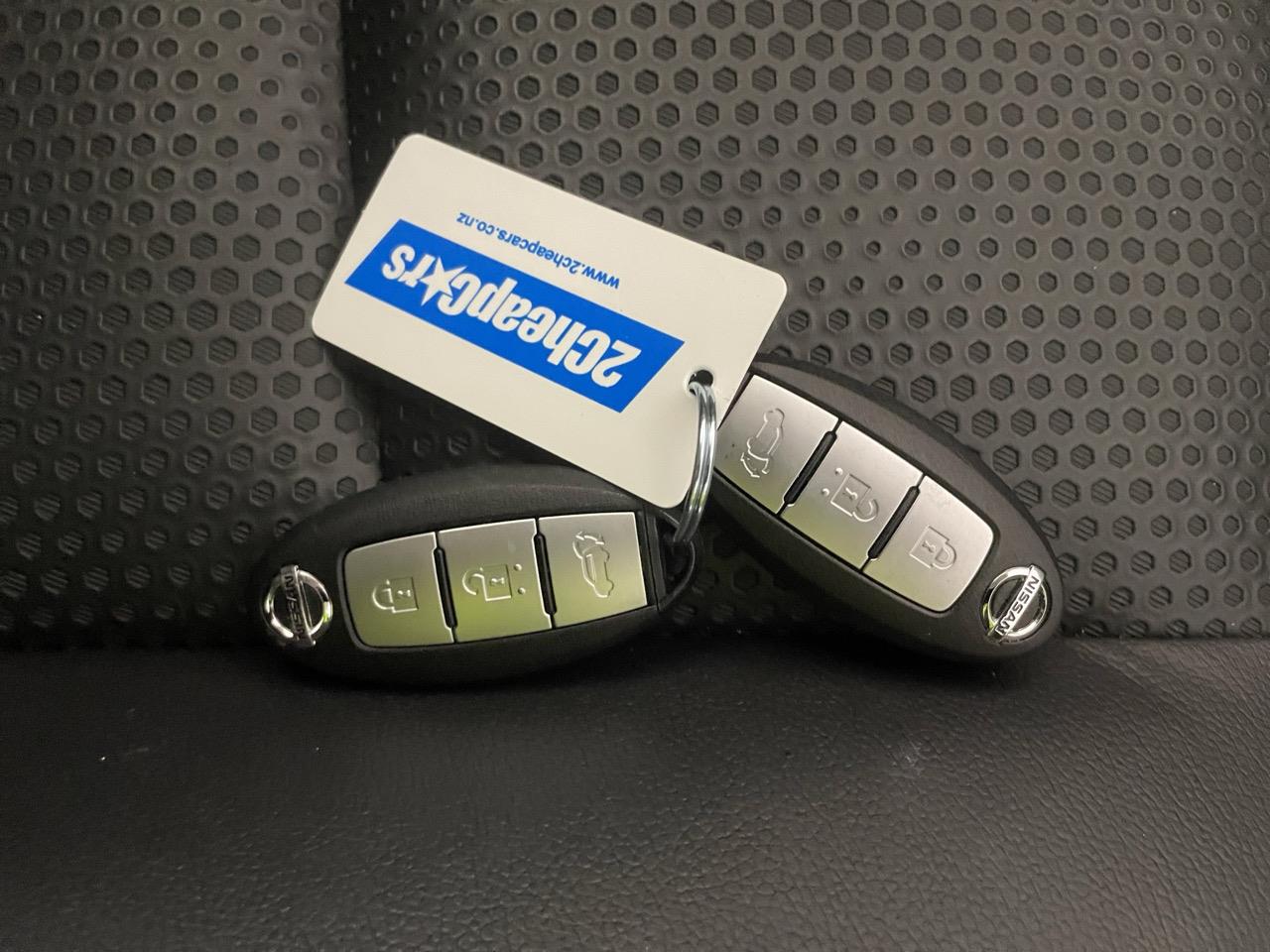 2016 Nissan X-TRAIL 20X EMERGENCY BRAKE PKG 4WD RV/SUV LOW KM + AWD + 360 DEGREE CAMERA