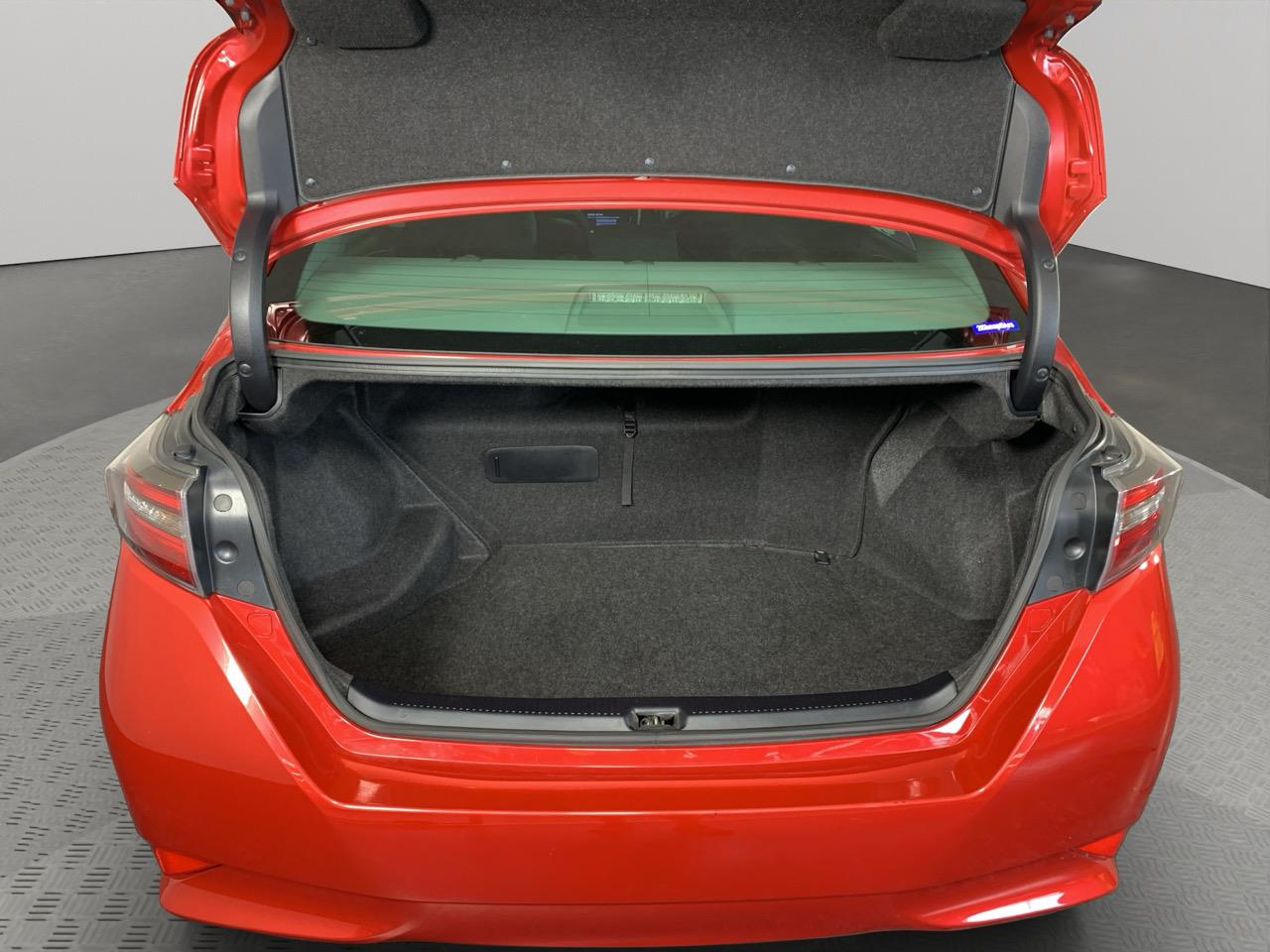 2014 Toyota SAI Hybrid New Shape S Sedan LOW KM + CRUISE CONTROL + REVERSING CAMERA