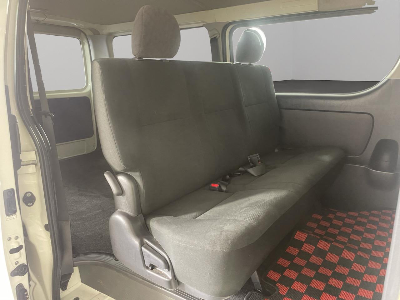 2019 Toyota Hiace Regius 2.8L Diesel Van REVERSING CAMERA + DIESEL