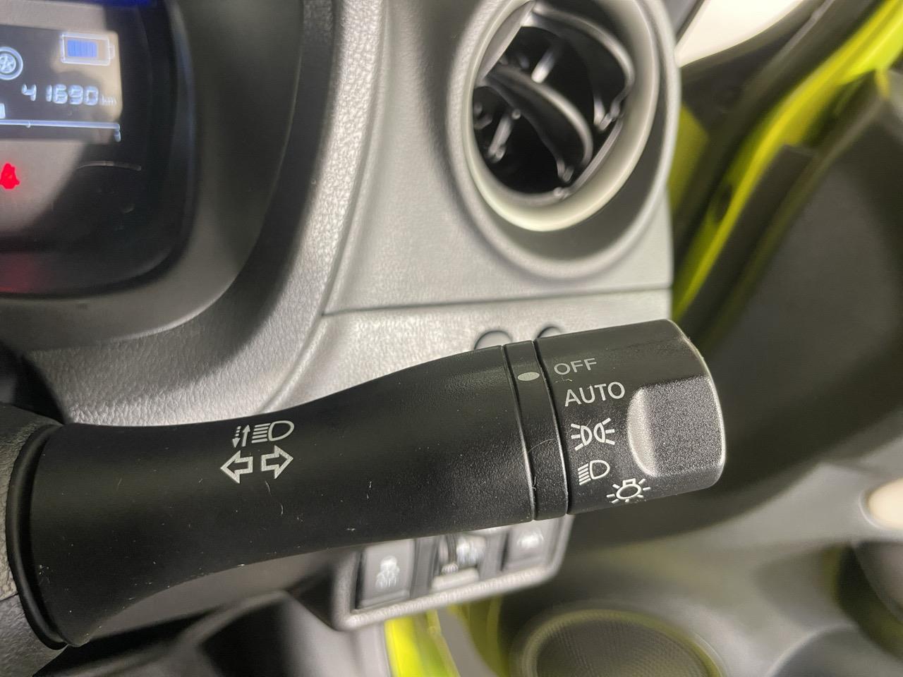 2017 Nissan Note e-Power- X Hatchback LOW KM + REVERSING CAMERA + PUSH START