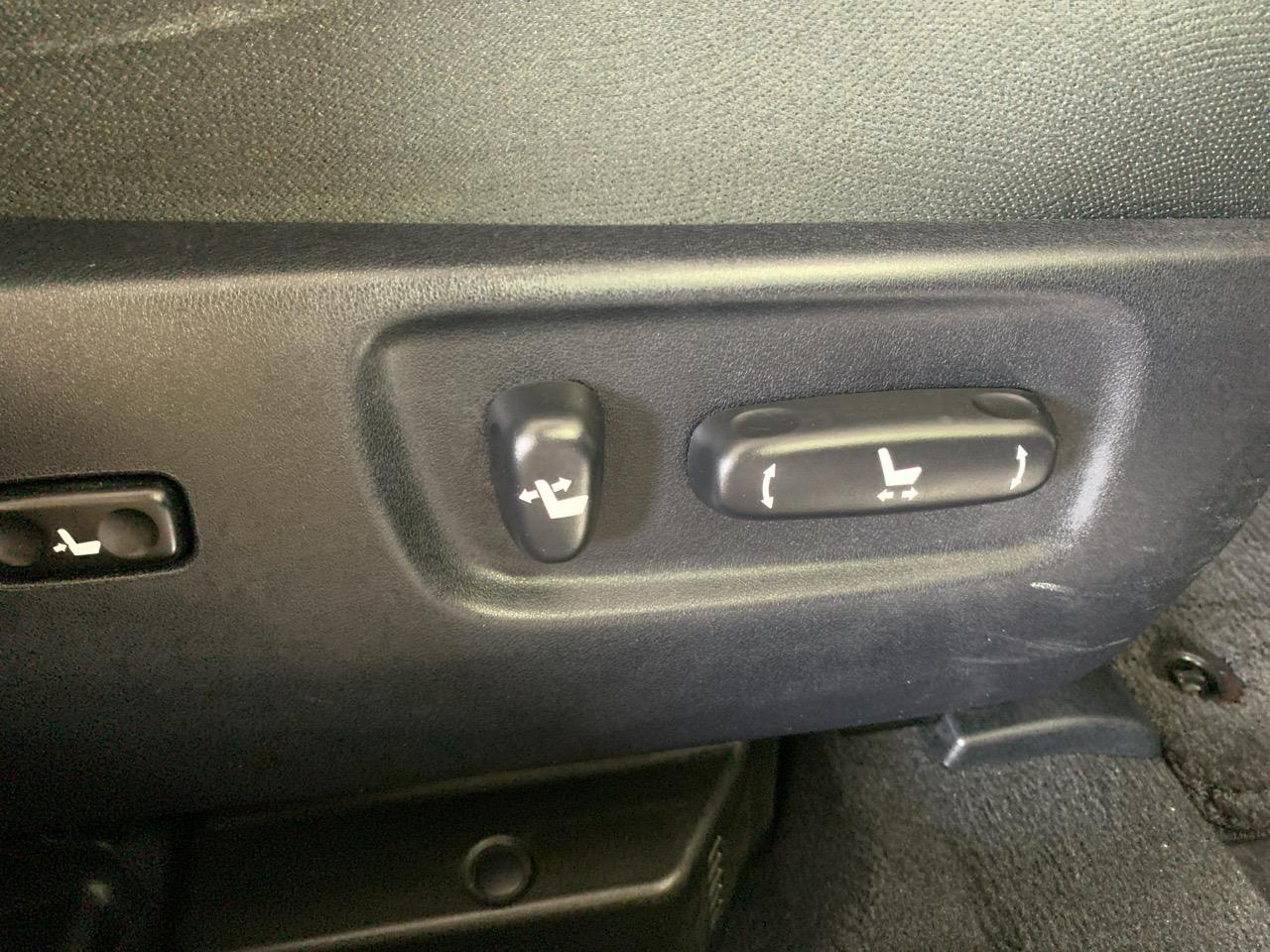 2013 Toyota SAI Hybrid Sedan CRUISE CONTROL + POWER ADJUSTMENT SEATS